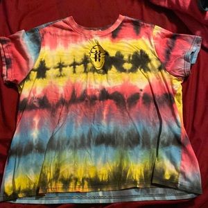 tye dye t-shirt smile face